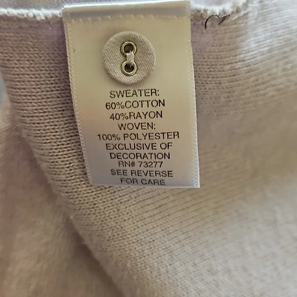 Vera Wang Lightweight Purple Cardigan. Woman's Sz: XS - Picture 6 of 8